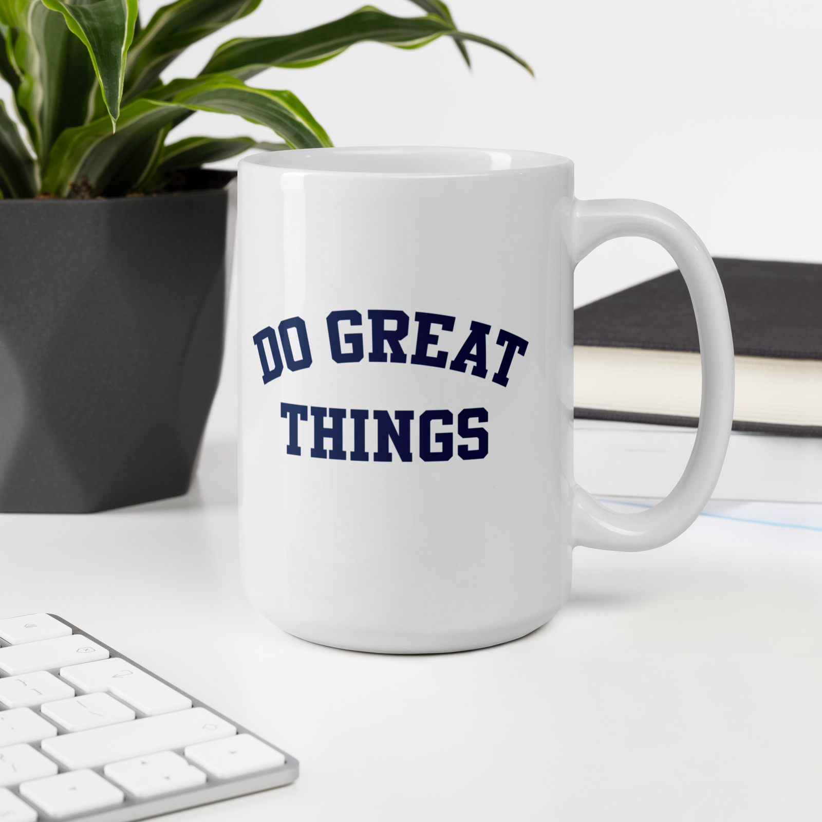 Do Great Things Collegiate Mug (15 oz)