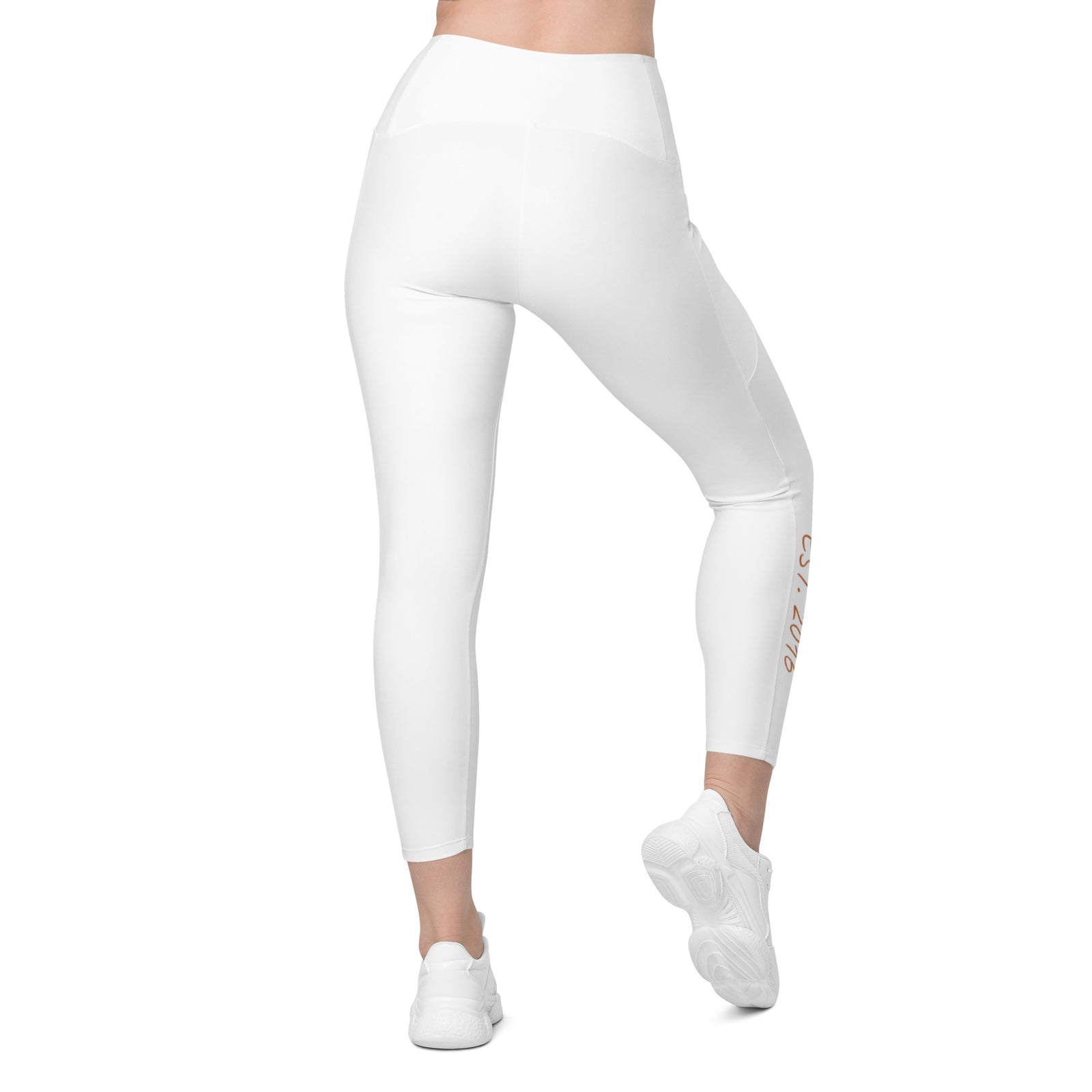 Do Great Things® Crossover leggings with pockets